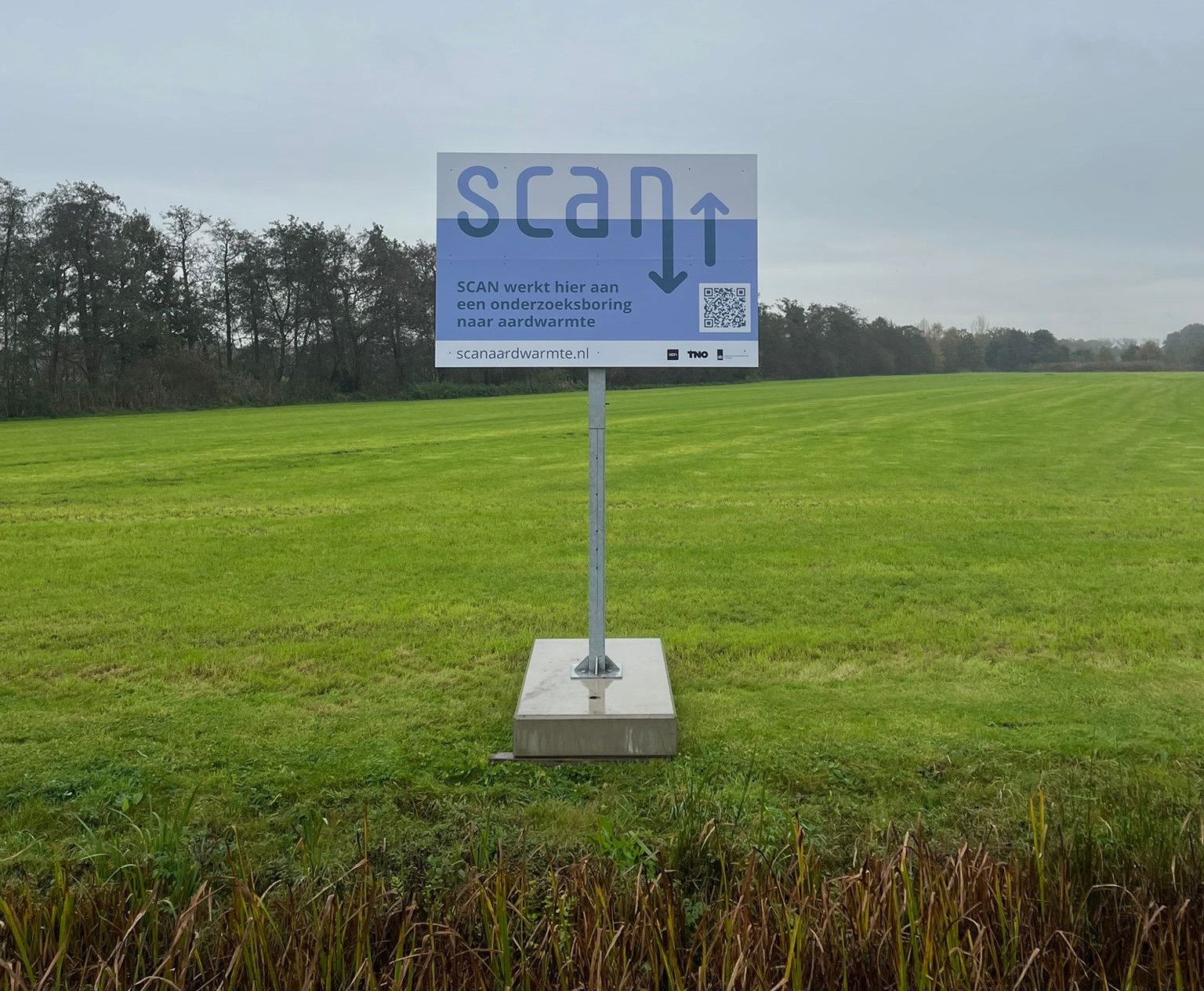 Bouwbord in weiland De Bilt
