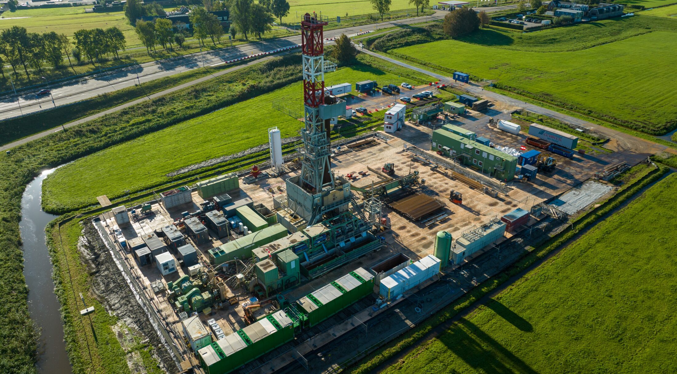 Onderzoeksboring met wegen eromheen Ouder-Amstel v2